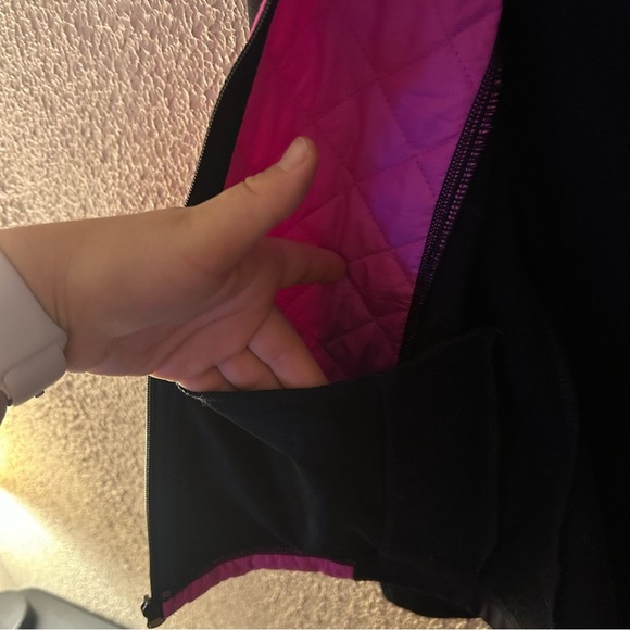 Fila Sport Girl's Full Zip Hooded Jacket Pink/Black Athletic Sports Workout - Picture 7 of 10